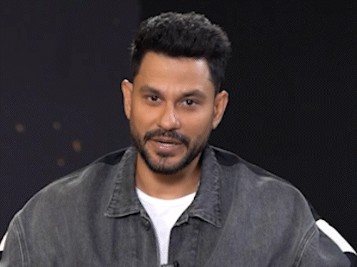 कुणाल खेमू बोले- होस्टिंग मेरे लिए नया अनुभव:‘अलायंस’ में रियलिटी, रिश्ते और रणनीति का अनोखा मिश्रण दिखेगा