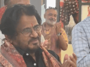 रघुवीर यादव बोले-महंगाई से ज्यादा बुरा हाल सैयां का है:पंचायत सीरीज पर बोले- आधी शूटिंग हो चुकी; बच्चों को थिएटर से जोड़े