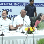 दिल्ली में INDIA ब्लॉक की बैठक, राहुल, ममता-अखिलेश मौजूद:शरद पवार बोले- सबका साथ रहना जरूरी; यूथ कांग्रेस ने राहुल के खिलाफ लगे पोस्टर हटाए