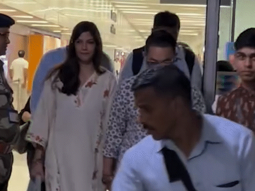 ऑस्ट्रेलिया में हनीमून मनाएंगे न्यूलीवेड आमिर खान-गौरी स्प्रैट:बेटे आजाद और क्विन भी साथ जाएंगे, लौटकर नए घर में शिफ्ट होंगे, पास रहेंगी पूर्व पत्नी किरण राव