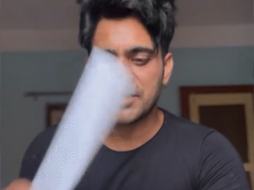 सोनू मिश्रा ने मेकर्स का लीगल नोटिस फाड़ा:'काला हिरण' के प्रोड्यूसर से बोले- धमकी से डरने वाला नहीं हूं; हनुमान जी का भक्त हूं