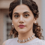 तापसी पन्नू के बयान पर कंगना रनोट भड़कीं:बोलीं- B-ग्रेड फिल्म के लिए 'सस्ती कॉपी' ने सारी हदें पार कर दीं