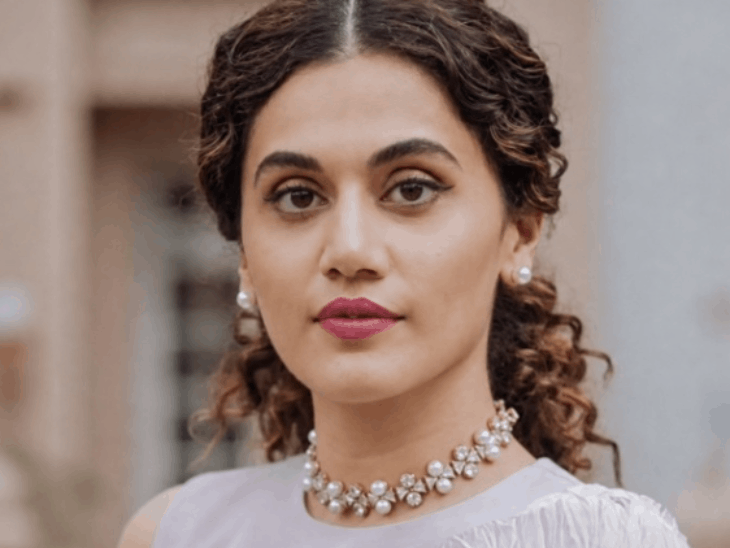 तापसी पन्नू के बयान पर कंगना रनोट भड़कीं:बोलीं- B-ग्रेड फिल्म के लिए 'सस्ती कॉपी' ने सारी हदें पार कर दीं