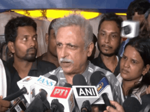 झारखंड छात्र आंदोलन को सपोर्ट करने पहुंचे पीयूष मिश्रा:बोले- छात्रों की आंखों में दर्द देखा तो आ गया; 'आरंभ है प्रचंड' गाकर बढ़ाया हौसला