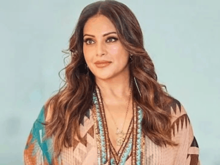 बिपाशा बसु ने प्रेग्नेंसी के बाद ट्रोलिंग झेली:पैपराजी ने खींचीं अजीब तस्वीरें; बोलीं- 40 की उम्र में 20 जैसे फिगर की उम्मीद गलत