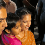 सुनीता आहूजा अकेली गणपति घर लाईं:पिछले साल गोविंदा के साथ जमकर थिरकी थीं, राधिका मर्चेंट- अनंत अंबानी समेत कई सेलेब्स ने किया बप्पा का स्वागत