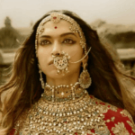 स्वरा भास्कर बोलीं- रानी पद्मावती को कायर नहीं कहा:पद्मावत के जौहर सीन विवाद पर दी सफाई; सांसद प्रियंका चतुर्वेदी से भी हुई बहस